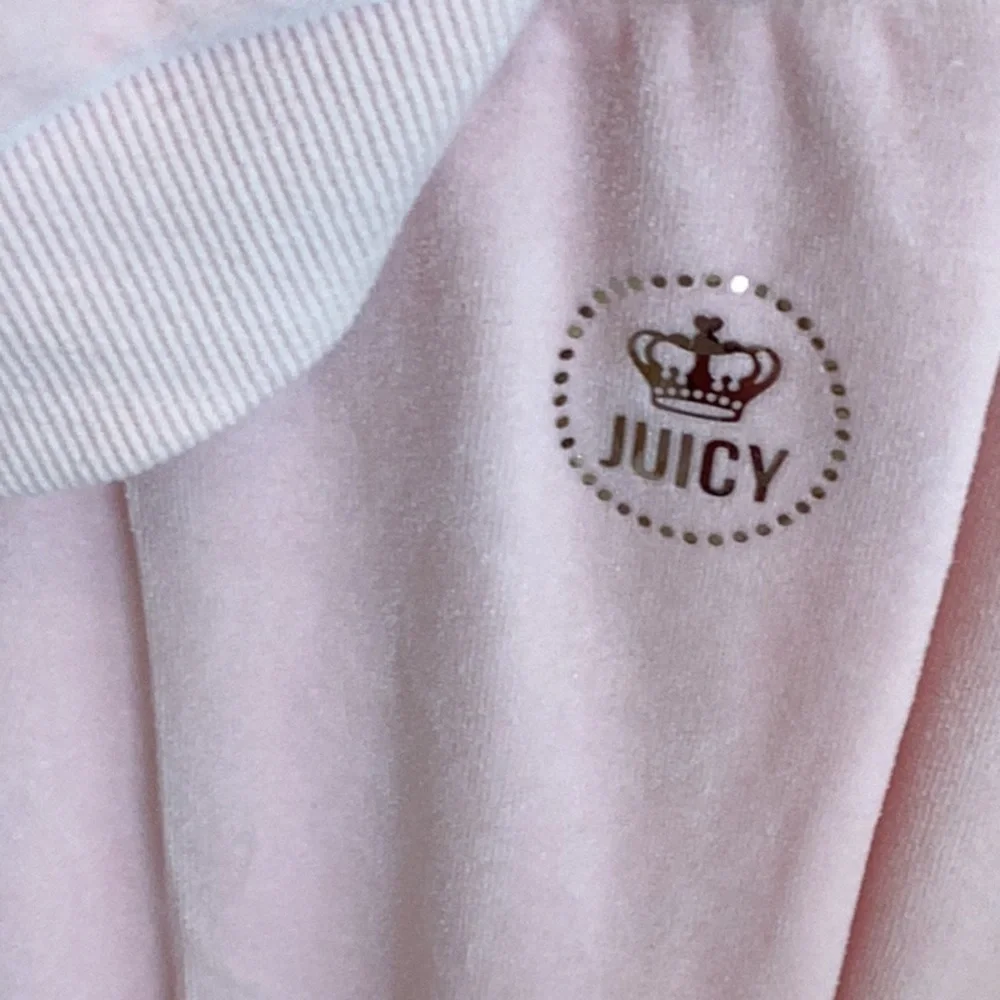 Juicy Couture light pink soft lounge outfit. Kids size 8/10. 🔥New with tags🔥